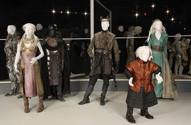 Поразительные детали костюмов сериала "Игра престолов":, ручная вышивка и особенности