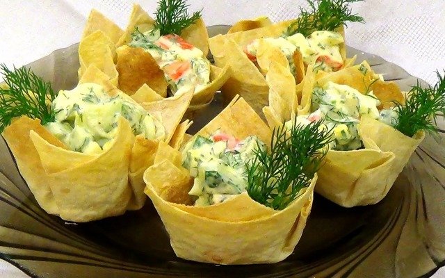 Оригинальные съедобные корзинки для салатов: рецепты и идеи