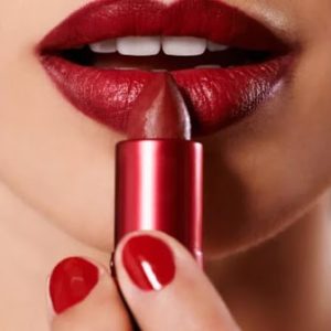 Тайны губной помады: от психологии до макияжа